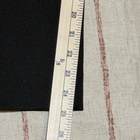 Briggs New York Black Pants. - Picture 5 of 10